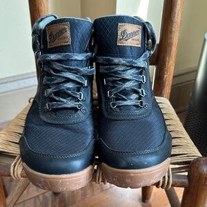 Danner Men's Black and Brown Hiking/Casual Boots